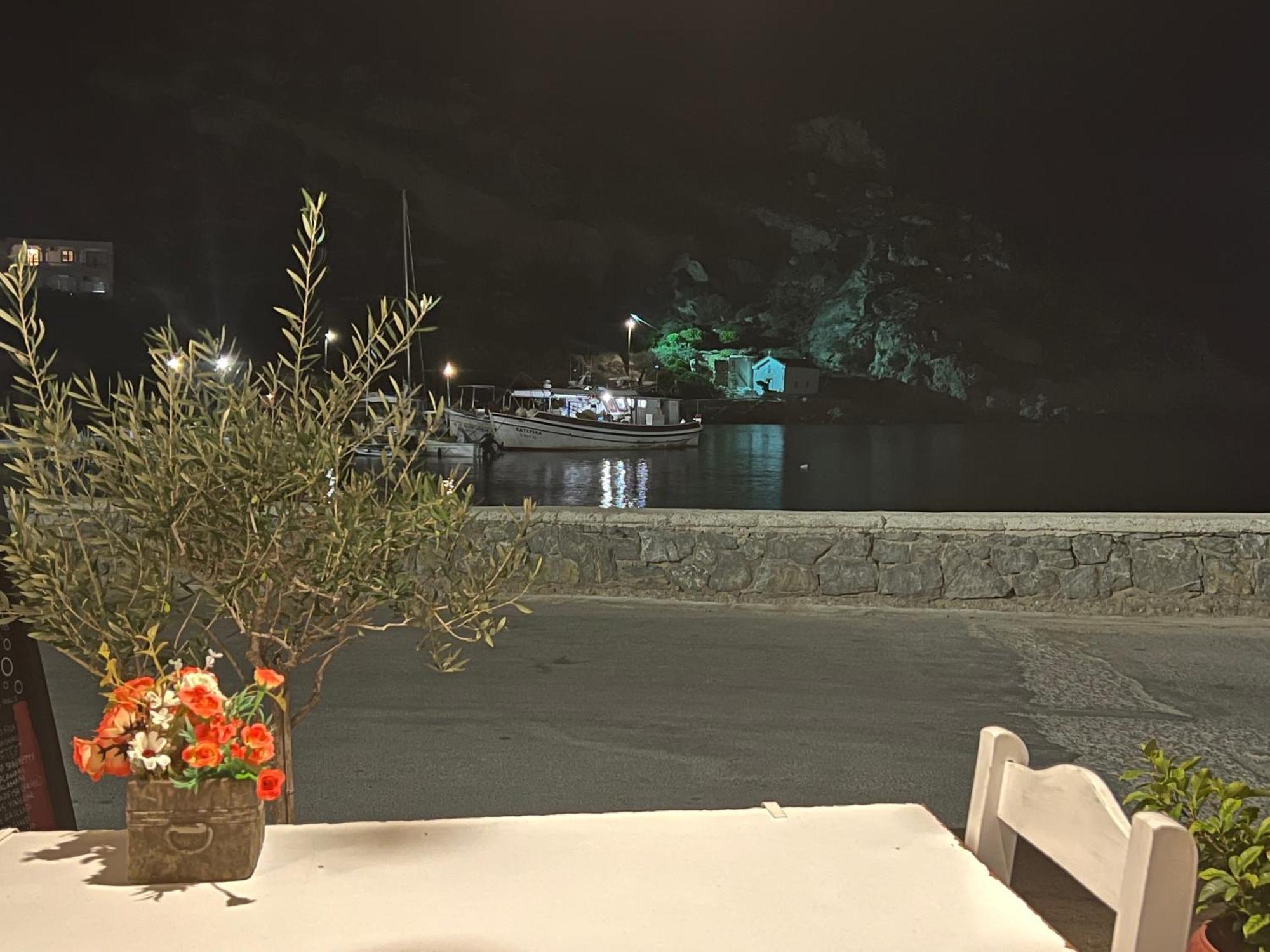 Mastiha Seaside Emporios Apartments Emporeios  Bagian luar foto